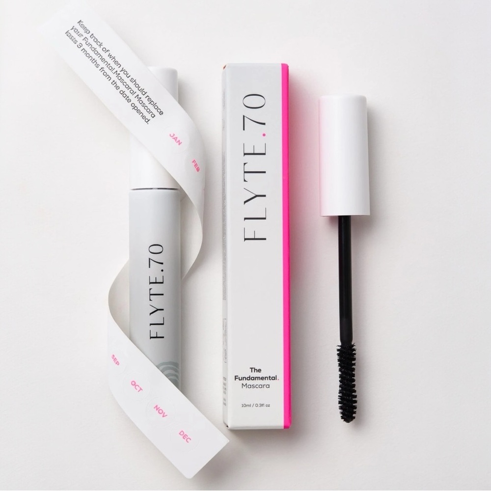FLYTE.70 The Fundamental Mascara in Under Pressure (Black) • Mature Skin